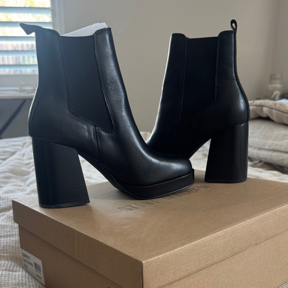 Steve Madden Black Chunky Heel Ankle Boots